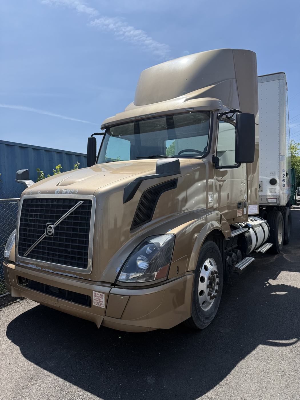 2014 Volvo VNL Day Cab